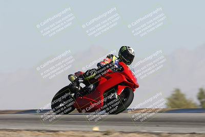 media/Dec-01-2025-Moto Forza (Mon) [[2daa91e15f]]/2-Intermediate Group/Session 2 Turn 9 Entry/